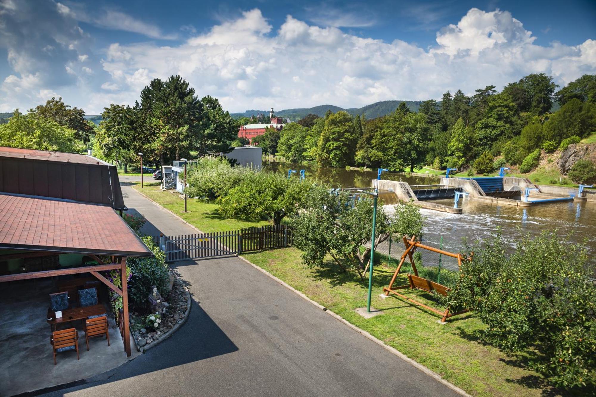 Pension U Jezu Klášterec nad Ohří Esterno foto